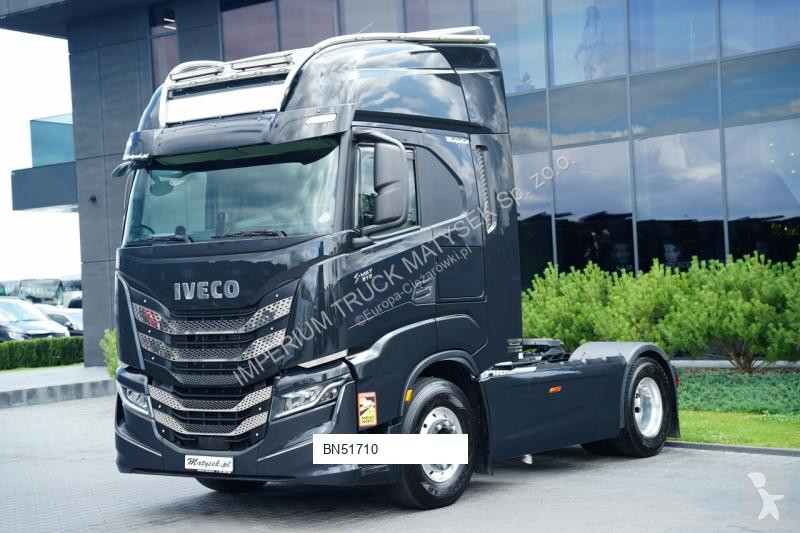 Влекач Iveco 510