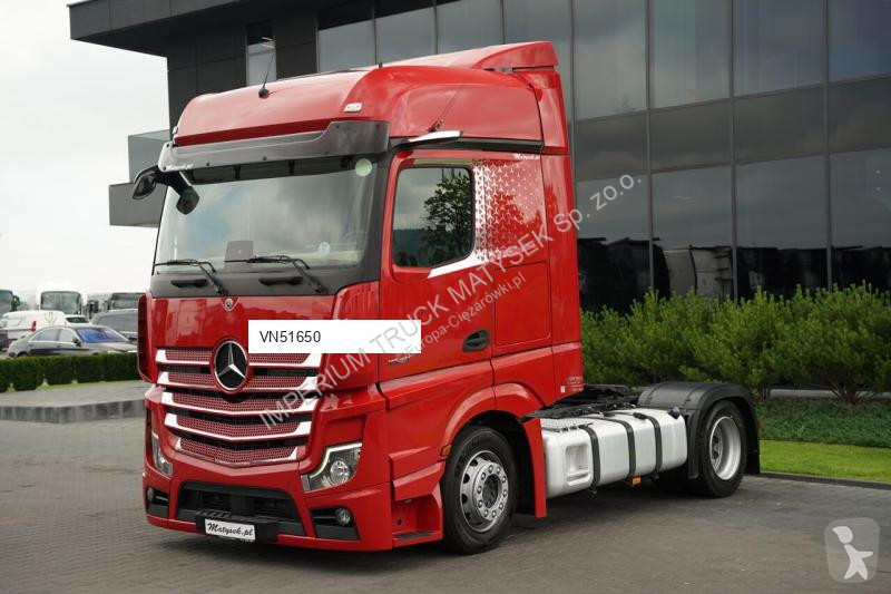 Влекач Mercedes ACTROS 1845