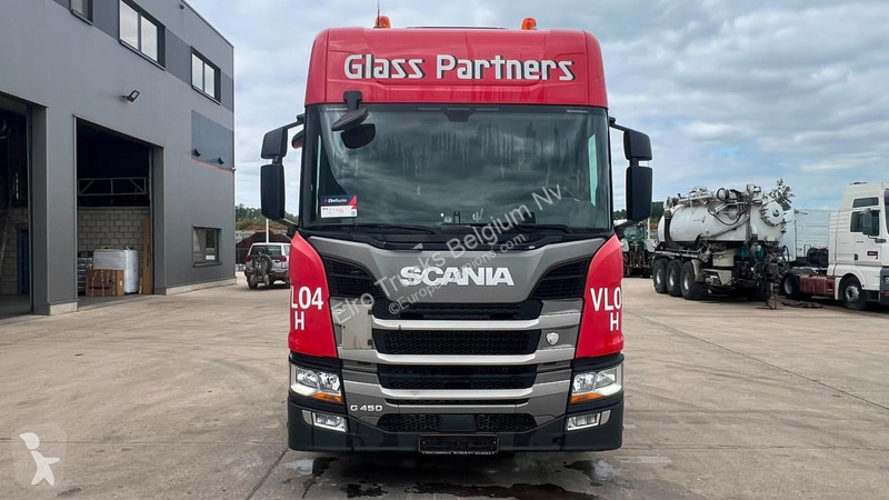 جرار Scania