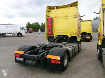جرار DAF 480 XFn FT LOW DECK 4X2