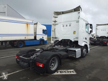 جرار DAF 480 XFn FT LOW DECK 4X2