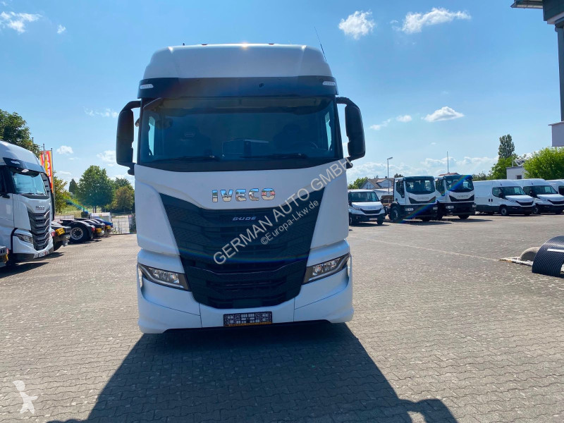 جرار Iveco STRALIS S-WAY AS440S51T/FP-L T Intarder
