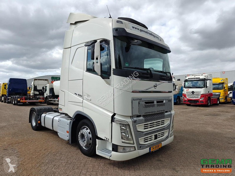 جرار Volvo 420 4X2 GlobeTrotter Euro 6B -...
