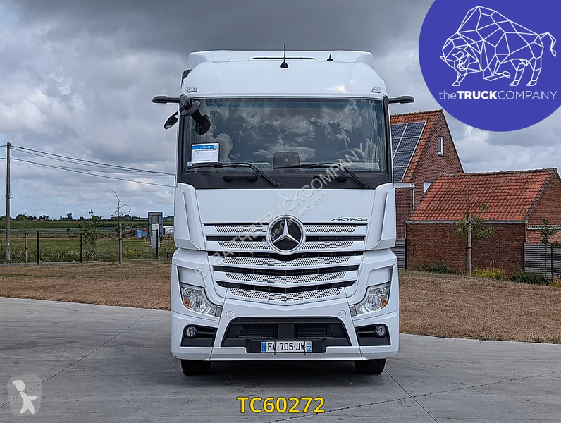 Tracteur Mercedes 1845