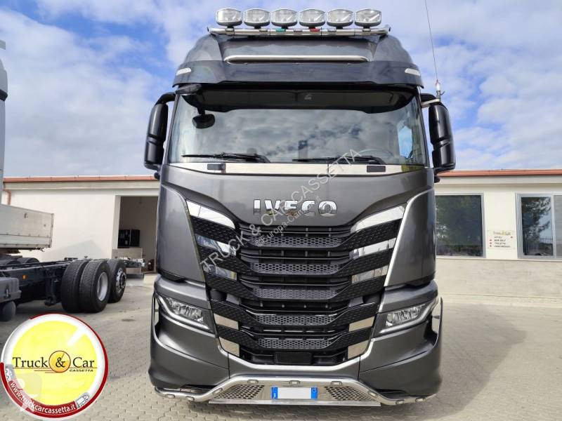 جرار Iveco