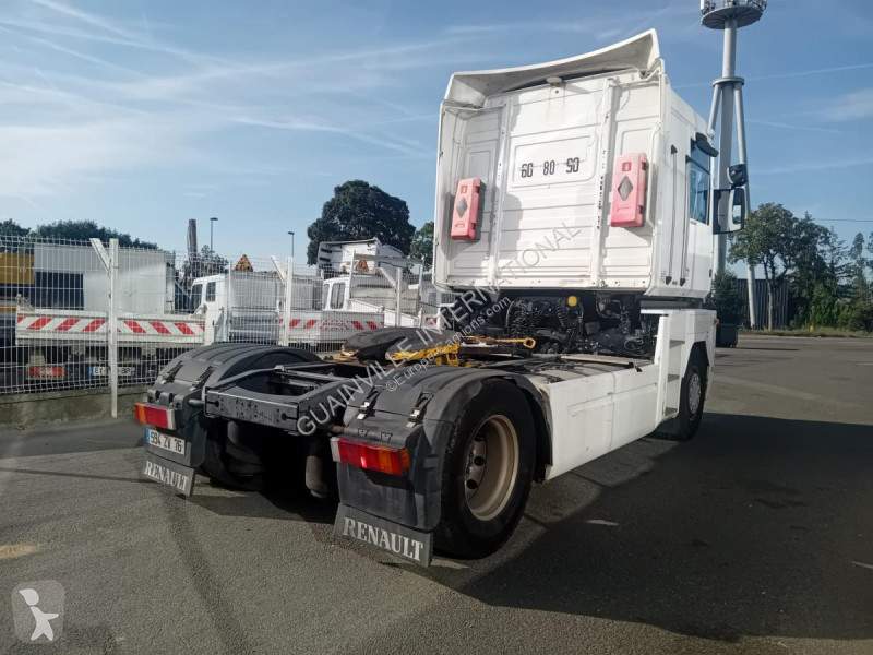 جرار Renault 480 DXI