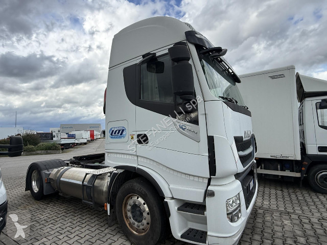 جرار Iveco STRALIS AS440S40T/P LNG