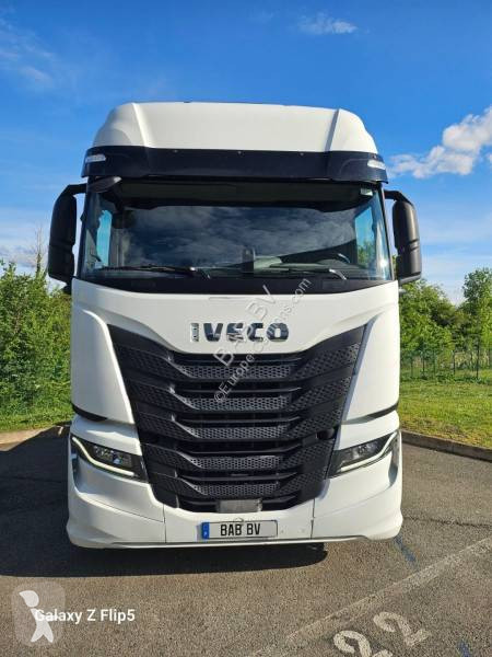 جرار Iveco