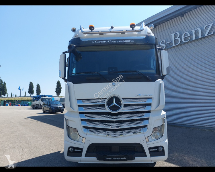 Traktor Mercedes 4 18 4x2