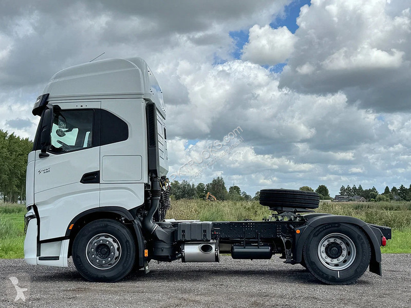 جرار Iveco AS440S43T/P ON Tractor Head