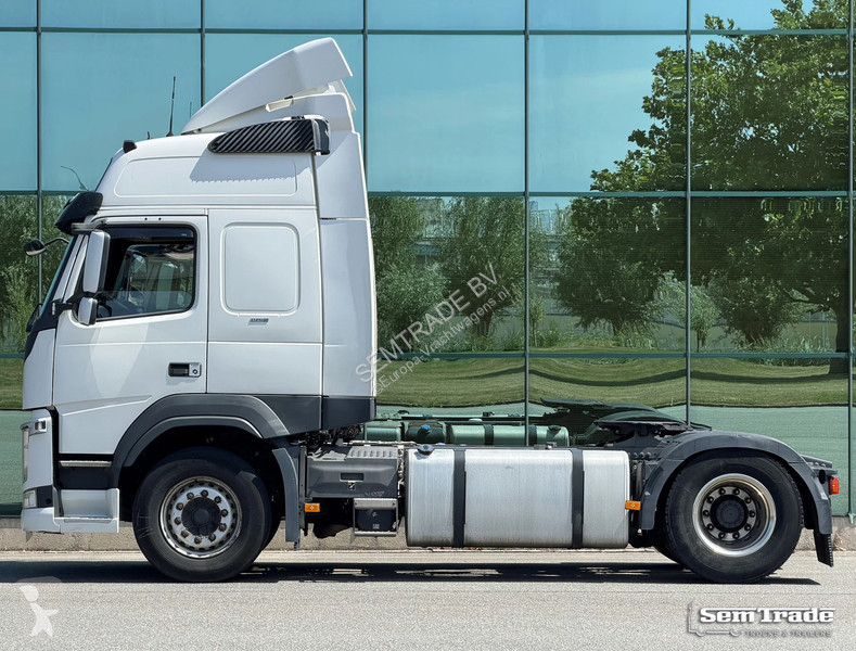 جرار Volvo FM 370 EURO 6 SPOILERS SMART TACHO...
