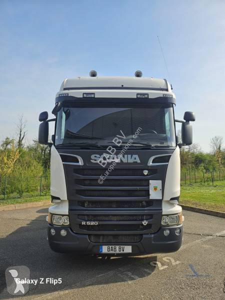 جرار Scania
