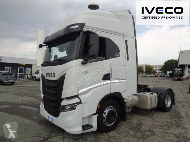 جرار Iveco S-WAY AS440S49T/P