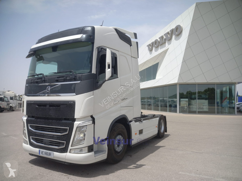 Tracteur Volvo 4