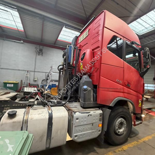 Traktor Volvo 650
