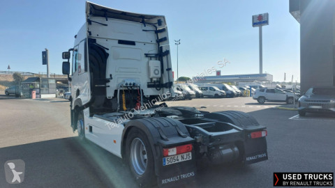 جرار Renault