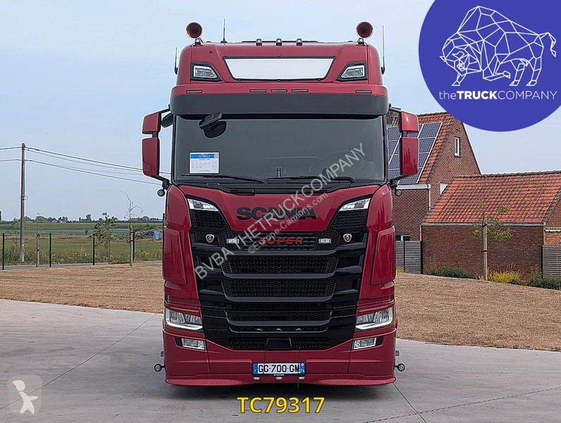 جرار Scania 500