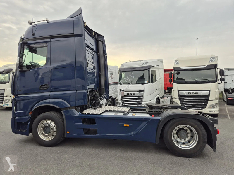 Trekker Mercedes 1851 with Retarder