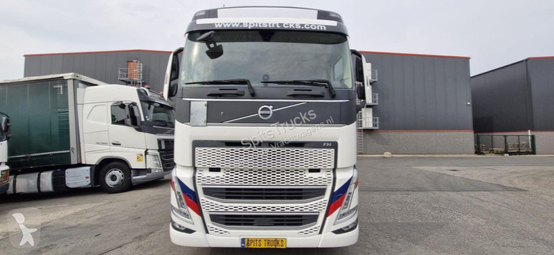 Trattore Stradale Volvo 500