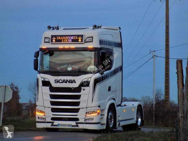 جرار Scania