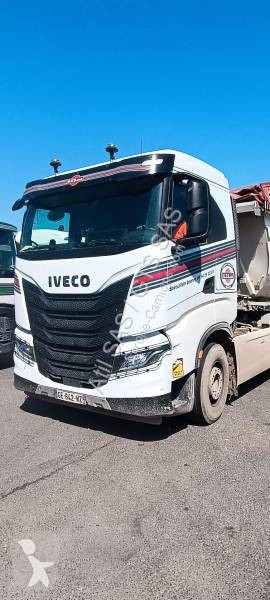 جرار Iveco