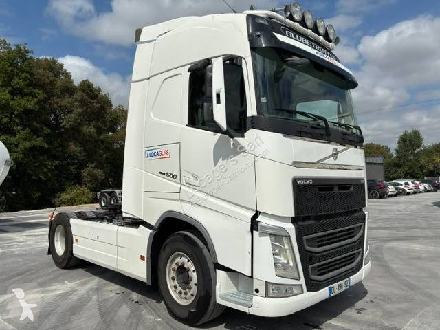 جرار Volvo
