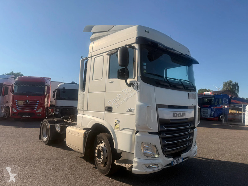 جرار DAF 106460 4x2 space cab