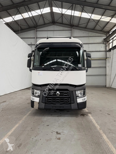 جرار Renault T460