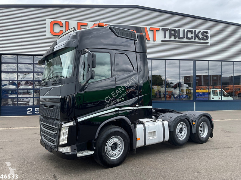 جرار Volvo 6x2 VEB+