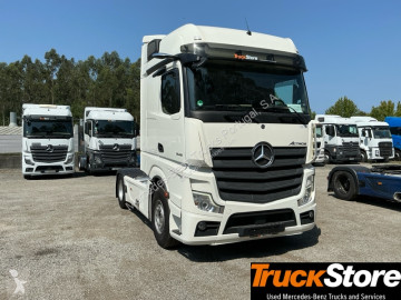 جرار Mercedes
