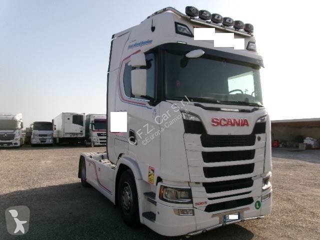 جرار Scania