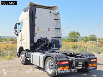Traktor Volvo F6 FH 460 4X2 Globe Mega XL 2x Tanks Standklima