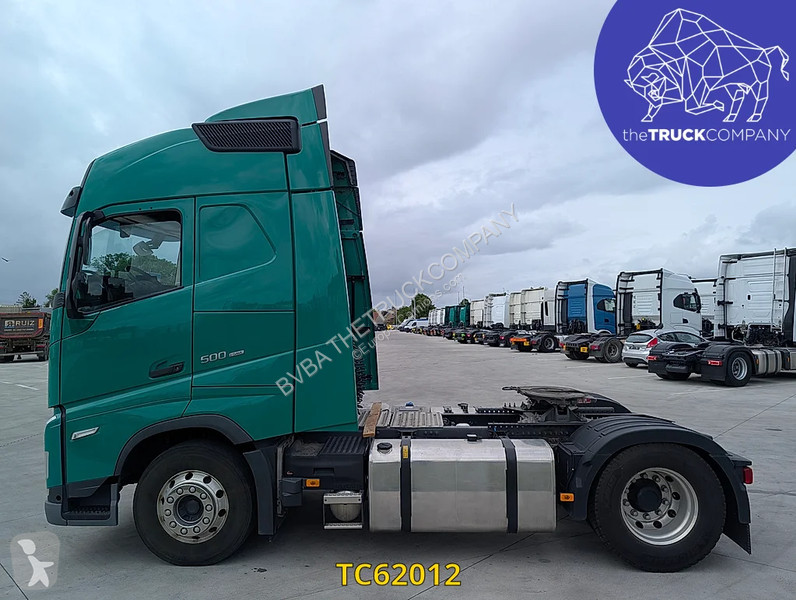 جرار Volvo 500