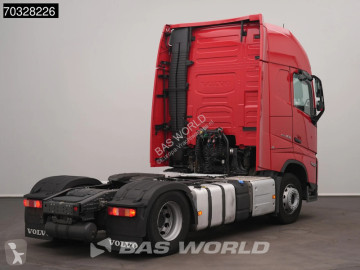 Влекач Volvo F6 FH 460 4X2 XL 2x Tanks Navi ACC