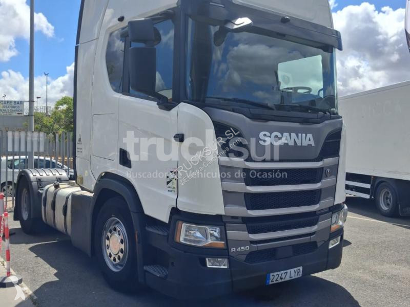 جرار Scania
