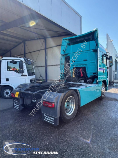 جرار MAN 360HP 4x2 tractor