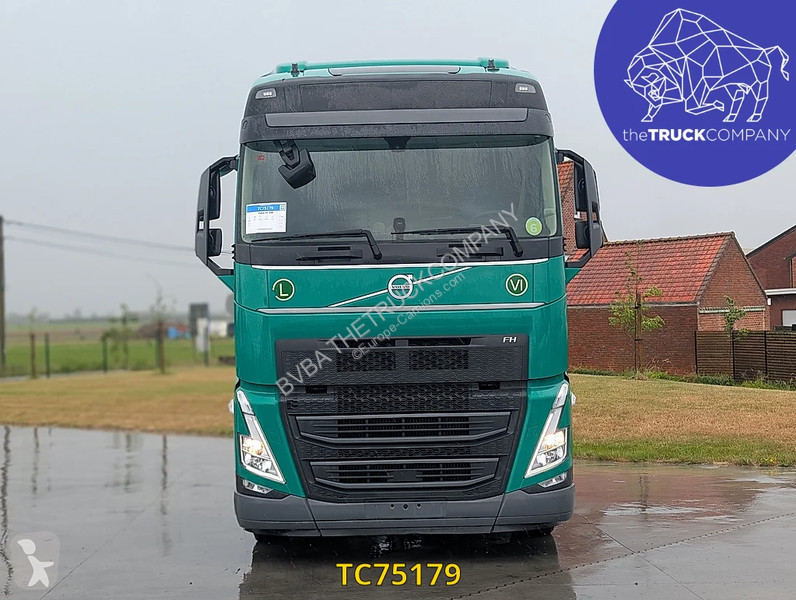 جرار Volvo 500