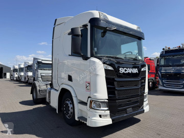 جرار Scania