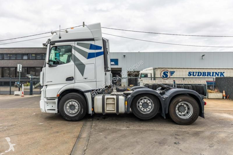 Cabeza tractora Mercedes 2646 LS + HYDR