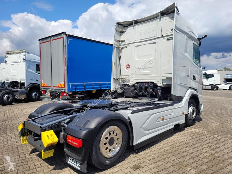 جرار DAF XG  FT 4X2