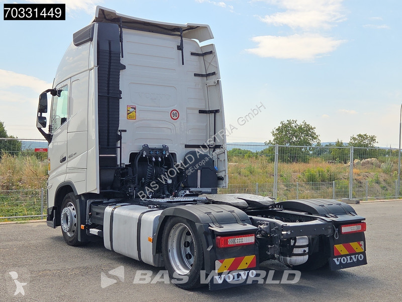 Traktor Volvo FH 460 4X2 Globe Mega XL 2x Tanks...