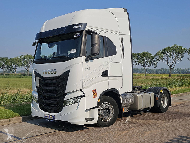 جرار Iveco AS440S49 490 13L 2X TANK