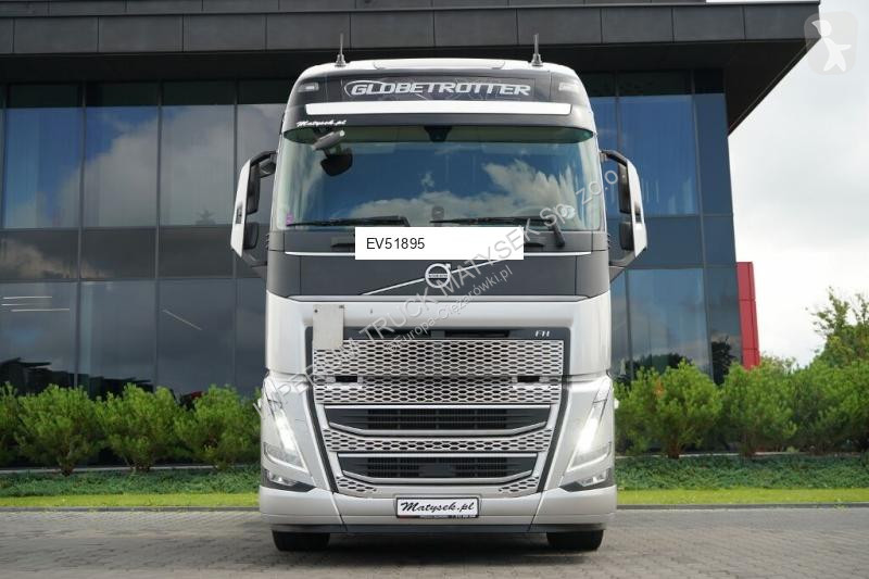 Влекач Volvo FH 500