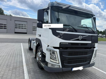 Влекач Volvo FM 430
