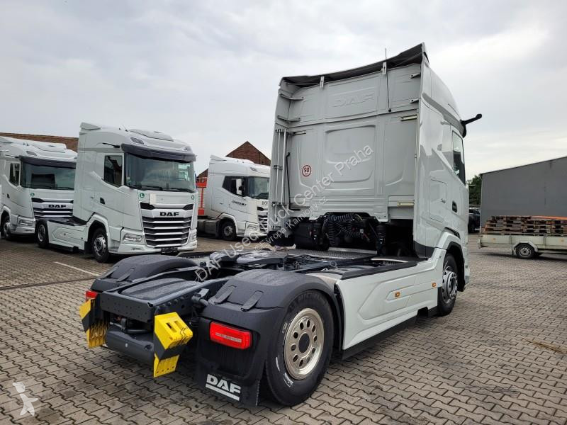 Tahač DAF XG  FT 4X2