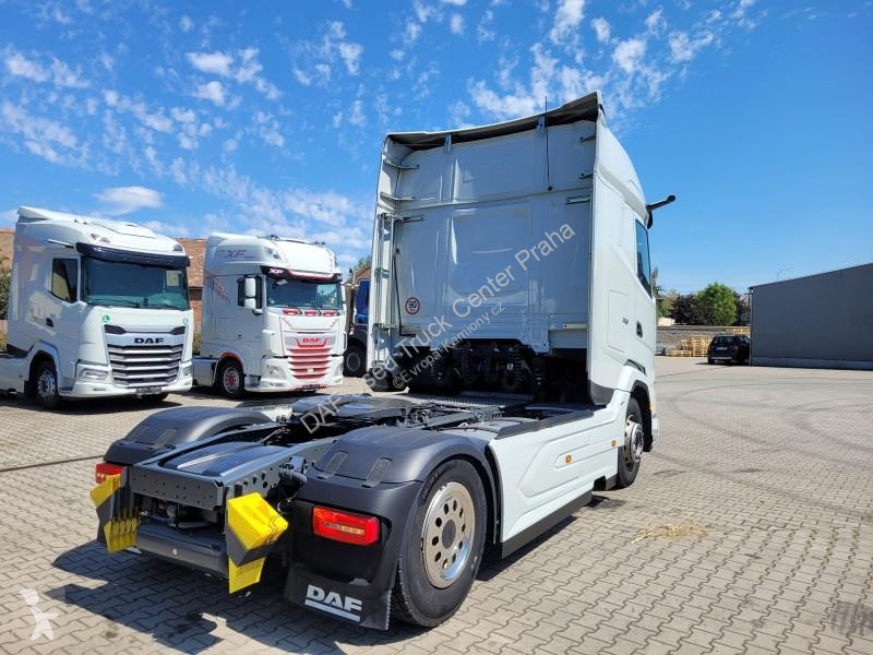 Tahač DAF XG  FT 4X2