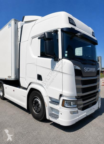 Влекач Scania R 500
