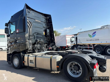 Влекач Renault T-High