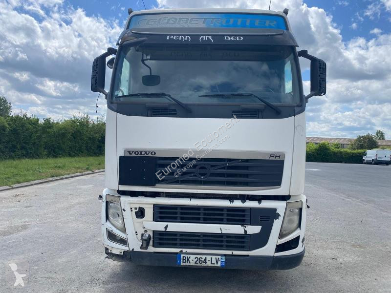 جرار Volvo 420