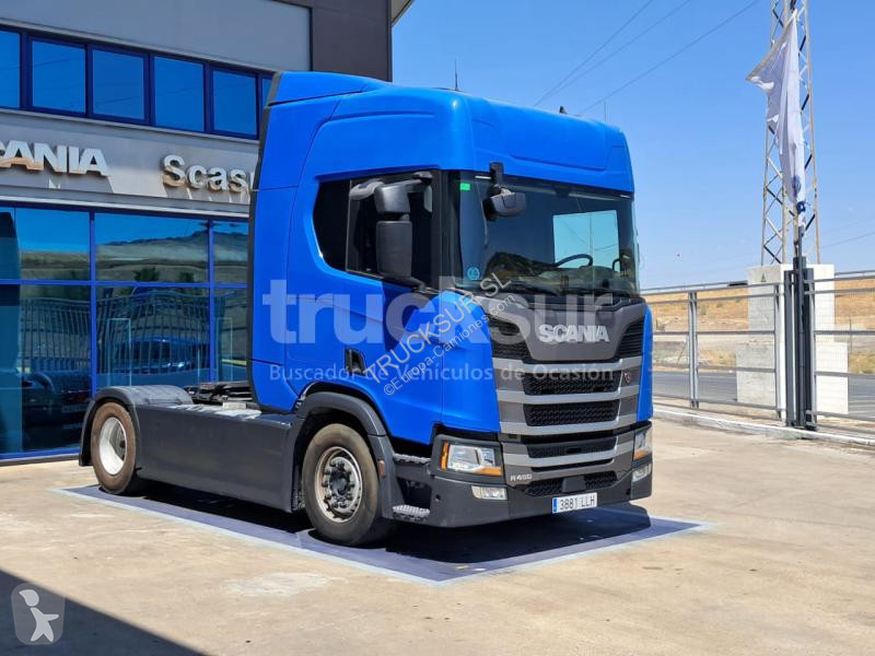 جرار Scania